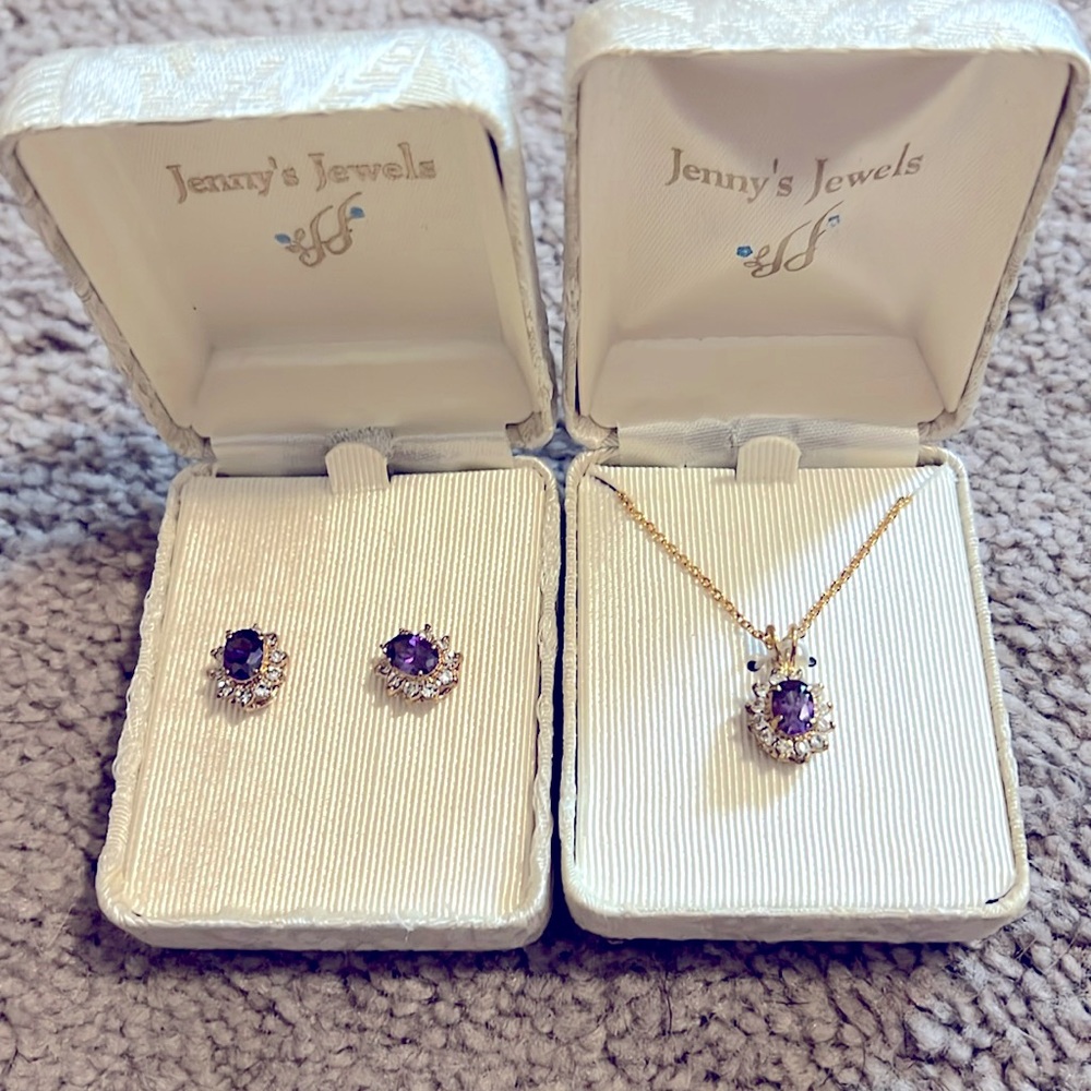 NWOT costume Amethyst and white topaz necklace, and earrings